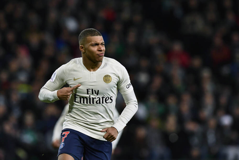 孙颖莎告别深大倒计时，王楚钦东家放话：签下莎莎！有望成大头队友